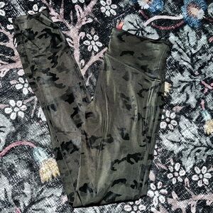 SPANX Camo Print Leggings